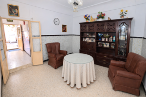 Casa baja con Solar urbano en la Zona de San Juan