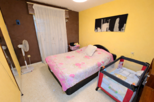 Casa de 2 plantas con Patio en Mirandilla