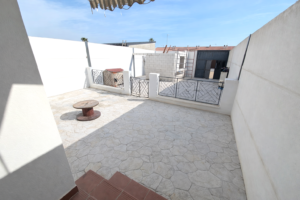 Casa Seminueva en Torrefresneda