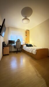 SE VENDE VIVIENDA EN GEVORA