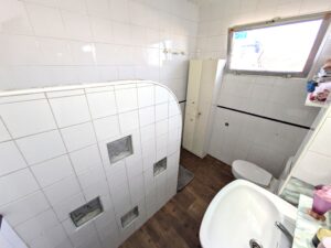 Casa de 2 plantas con Patio en Mirandilla