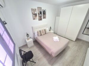 Casa reformada con Patio en Zona Abadias