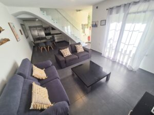 Casa reformada con Patio en Zona Abadias