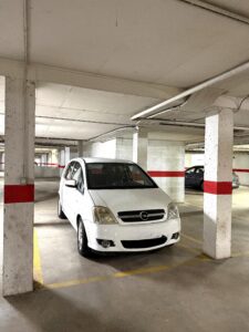 Piso bajo amueblado en Ctra de la Fuente