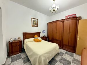 Bajo de casa con entrada independiente, Plaza Santiago