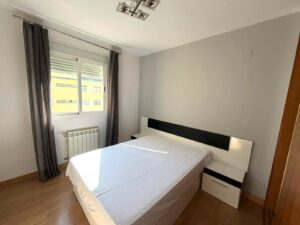 SE VENDE PISO EN ZONA DEL PERÚ, CÁCERES