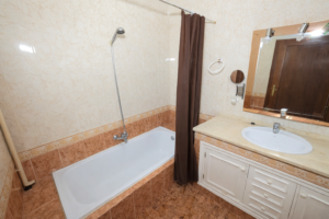 Piso con Garaje y Terraza en el Centro