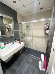 Piso bajo con patio, Ctra Santa Marta