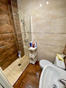 Piso bajo con patio, Ctra Santa Marta