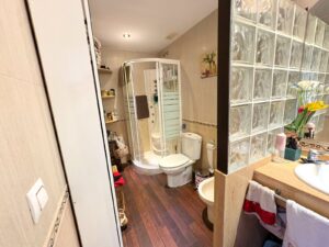 SE VENDE CHALET EN ZONA NUEVO CÁCERES