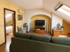 SE VENDE CHALET EN ZONA NUEVO CÁCERES