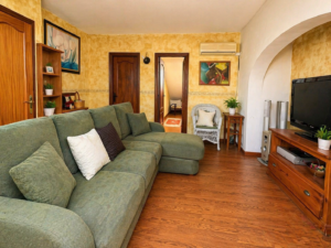 SE VENDE CHALET EN ZONA NUEVO CÁCERES