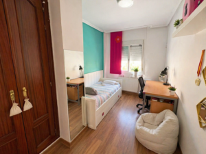 SE VENDE CHALET EN ZONA NUEVO CÁCERES