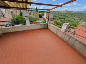 Casa con Terraza en Alcuéscar
