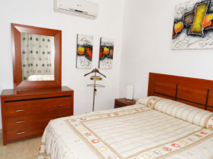 SE VENDE ADOSADO EN LA ALBUERA