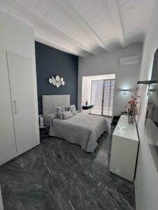 Gran casa con nave, patio y terreno, Puebla de Sancho Pérez