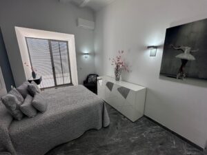 Gran casa con nave, patio y terreno, Puebla de Sancho Pérez