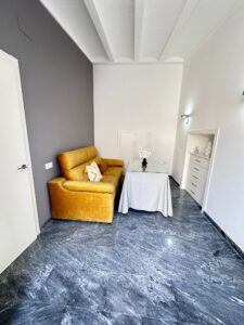 Gran casa con nave, patio y terreno, Puebla de Sancho Pérez