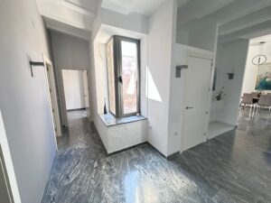 Gran casa con nave, patio y terreno, Puebla de Sancho Pérez