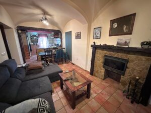 Casa reformada con 3 plantas, Zafra