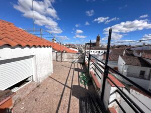 Casa reformada con 3 plantas, Zafra