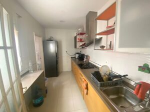 Casa baja en buen estado, Zona Las Mercedes