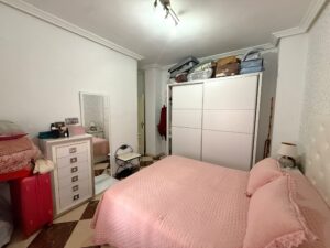 Piso bajo con patio, Ctra Santa Marta