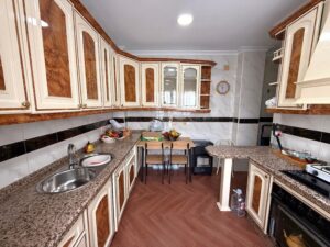 Piso bajo con patio, Ctra Santa Marta