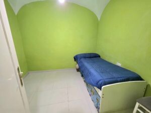 Casa baja en buen estado, Zona Las Mercedes