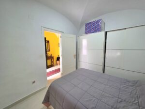 Casa baja en buen estado, Zona Las Mercedes
