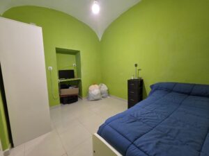 Casa baja en buen estado, Zona Las Mercedes