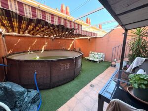 SE VENDE CHALET EN ZONA NUEVO CÁCERES