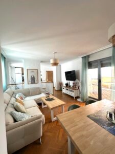 SE VENDE DÚPLEX EN SAN ROQUE