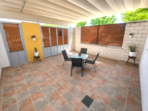 Casa con Patio en Zona Oramba