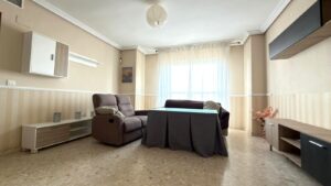 SE VENDE PISO EN AVENIDA RICARDO CARAPETO ZAMBRANO