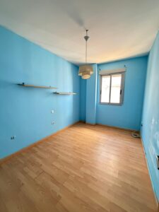 SE VENDE PISO EN MONTIJO