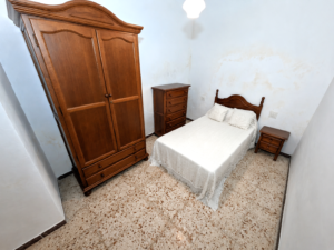 Casa Baja con Patio en Puebla de la Calzada