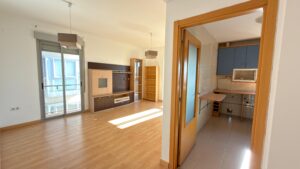 SE VENDE PISO EN MONTIJO