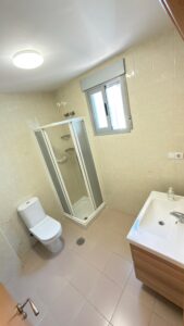 SE VENDE PISO EN MONTIJO