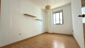 SE VENDE PISO EN MONTIJO