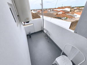 Casa Reformada de 3 Plantas en La Garrovilla