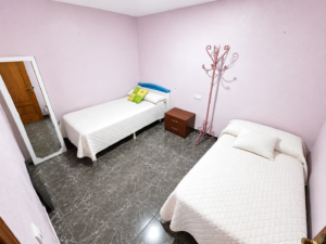 Casa Reformada de 3 Plantas en La Garrovilla