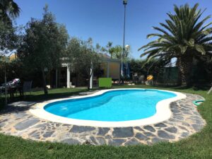 SE VENDE COMPLEJO TURÍSTICO CON 5 BUNGALOWS EN VALVERDE