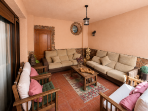 Casa De Dos Plantas En La Zona De San Andrés