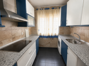 SE VENDE PISO CON GARAJE EN ALDEA MORET, CÁCERES