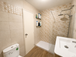 SE VENDE PISO CON GARAJE EN ALDEA MORET, CÁCERES
