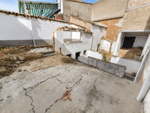 Casa Con Patio en Alange