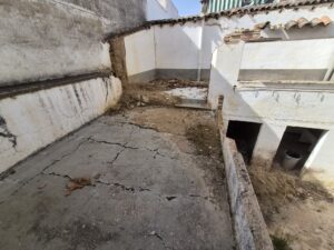 Casa Con Patio en Alange