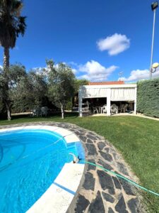 SE VENDE COMPLEJO TURÍSTICO CON 5 BUNGALOWS EN VALVERDE