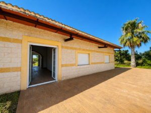 Finca Rústica con Piscina en Arroyo de San Serván